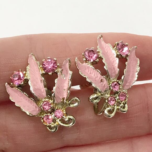 Vintage Pink Rhinestone Floral Flower Gold Tone Screw Back Earrings - Picture 1 of 16